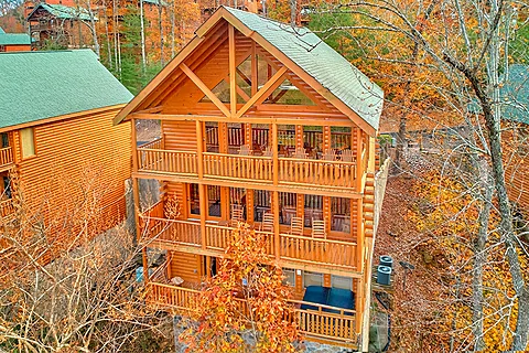 4 Bedroom Cabin in Resort with Outdoor Pool - A Rocky Top Ridge