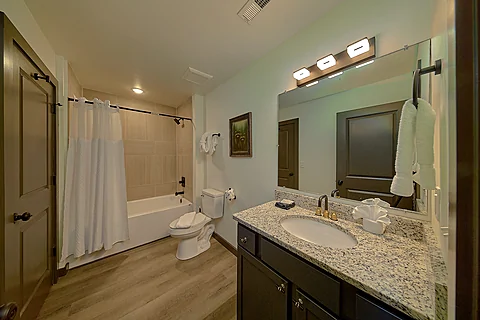 Bathroom with Tub Shower Sleeps 12 - Acorn Lodge