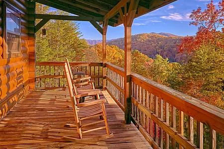 Bear Hugs: 1 Bedroom Wears Valley Cabin Rental