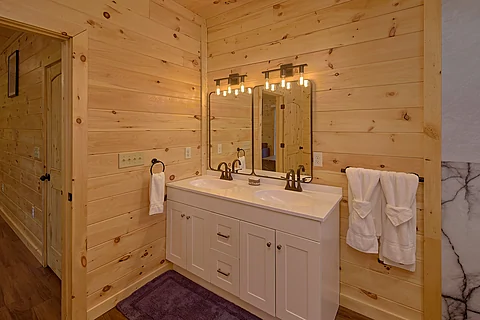 Master Bathroom with Soaking Tub and Shower - Amazing Mountain