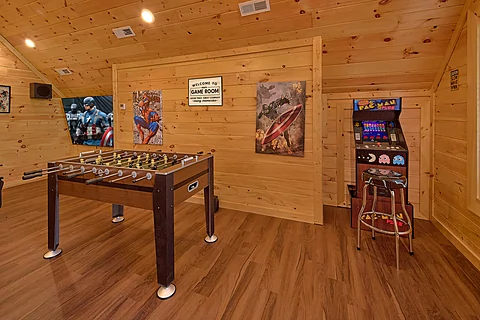 Large 4 Bedroom Cabin with Arcade and Foosball - Amazing Mountain