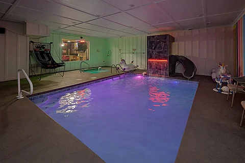 4 Bedroom Cabin with Indoor Pool - Amazing Mountain II