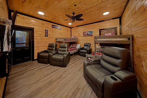 Bunk Bedroom with 2 Twin over Queen Beds - Amazing Mountain II