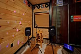 4 Bedroom Cabin with Karaoke 