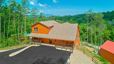 Premium 6 bedroom Pigeon Forge cabin with views - An Eagle's View