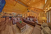 6 Bedroom rental cabin with space for 20 guests