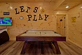 Family size cabin with air hockey and games