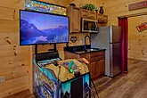 6 bedroom cabin with mini kitchen in game room