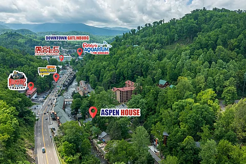 Walking Distance to Downtown Gatlinburg - Aspen House