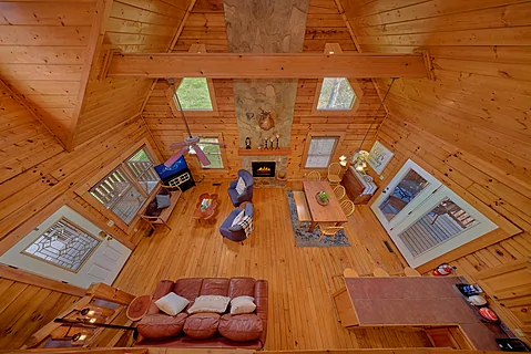 4 Bedroom Cabin in Pigeon Forge - Autumn Ridge