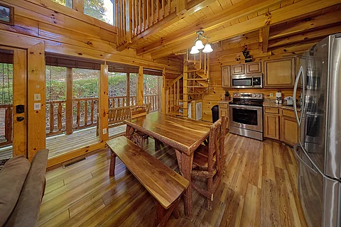 2 Bedroom cabin with full kitchen and dining - Bear Envy