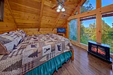 2 bedroom cabin with wooded views and sauna
