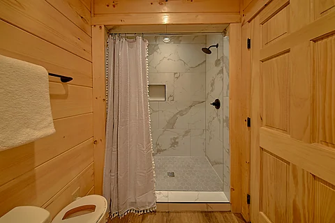 Cabin master Bath with shower and towel warmer - Brooks Haven