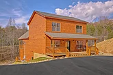 5 bedroom cabin with flat parking for 8 cars