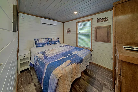 Pigeon Forge Tiny Home - Cattail Cottage