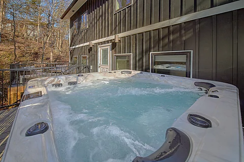Downtown Gatlinburg cabin with hot tub on deck - Downtown Gatlinburg Cabin