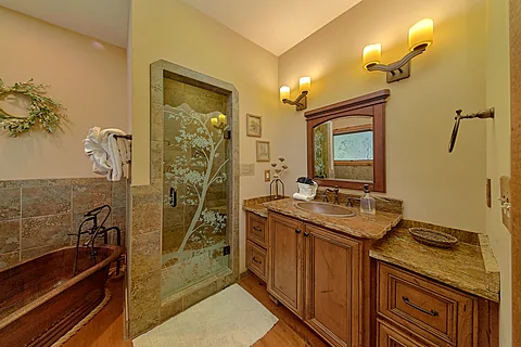 Wears Valley Luxury cabin with 4 bathrooms - Grouse Ridge Lodge