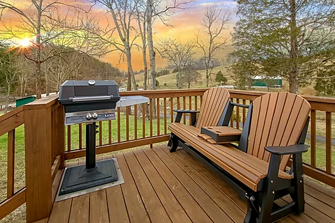 3 Bedroom Farmhouse in Sevierville with Grill - Jewell's Place