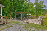 Smoky Mountain Cabin with Fire Pit Sleeps 4