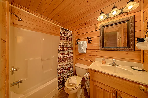 Master Bathroom with Tub / Shower Combo - Lookout Lodge