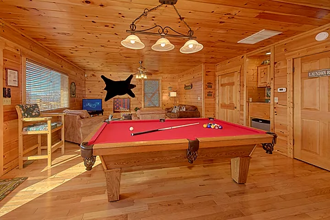 Game Room with Pool Table and Wet Bar - Lookout Lodge
