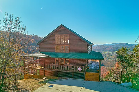 Four Bedroom Cabin in Wears Valley Sleeps 10 - Lookout Lodge