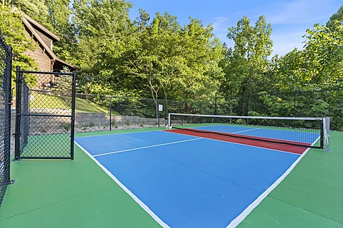 Resort outdoor pickleball court  - Majestic Splash