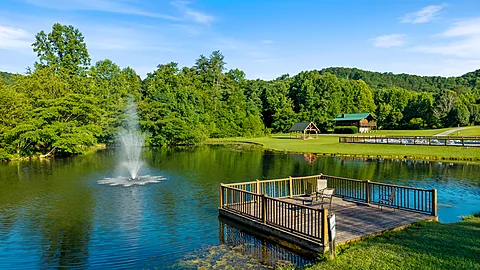 Catch and Release Pond - Majestic Splash