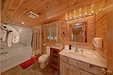 4 King bedrooms in Sevierville cabin rental