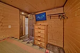 Wears Valley tiny home cabin with king bedrooms