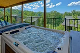 3 bedroom cabin in Gatlinburg with hot tub