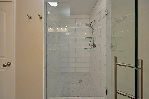 Master Bathroom with Walk-in Shower - Mountain View 2102