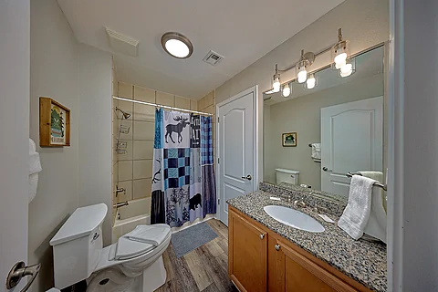 Two Bedroom Two Bathroom Condo in Pigeon Forge - Mountain View 2102