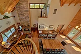 4 Bedroom Cabin with Mountain View