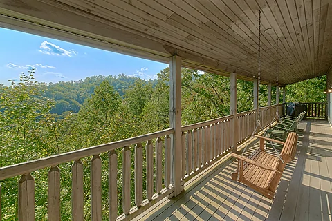 Pigeon Forge Cabin with Mountain View - Northern View Lodge