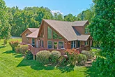 Smoky Mountain 3 Bedroom Cabin Sleeps 8