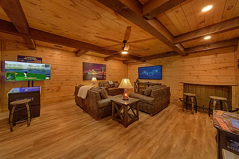 Game Room with Arcade and Bar - Rainbow Valley Retreat