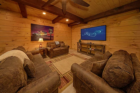 Comfortable Media Area - Rainbow Valley Retreat