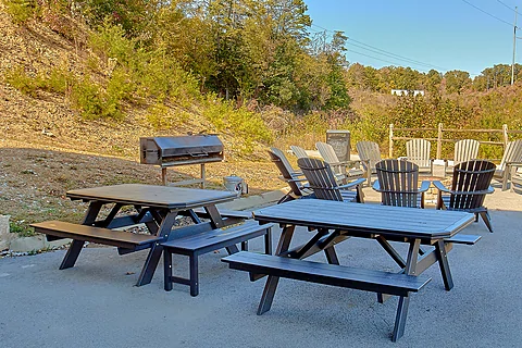Grill and fire pit at 25 bedroom cabin rental - Rocky Top Lodge