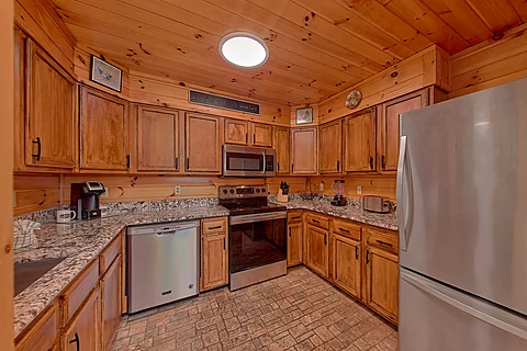 Fully Equipped Kitchen - Run to the Hills