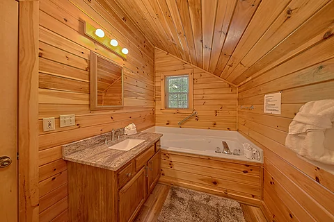 Wears Valley Indoor Jetted Tub - Run to the Hills