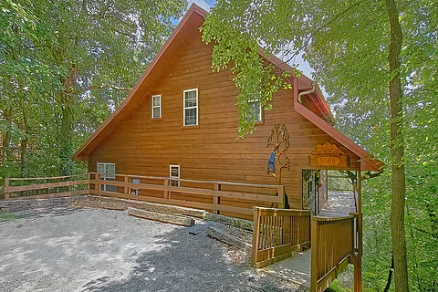 2 Bedroom Cabin with King Beds - Run to the Hills
