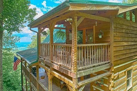 Rustic Wears Valley Cabin with WiFi Sleeps 4 - Serenity Creek