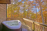 One Bedroom Honeymoon Cabin with Hot Tub