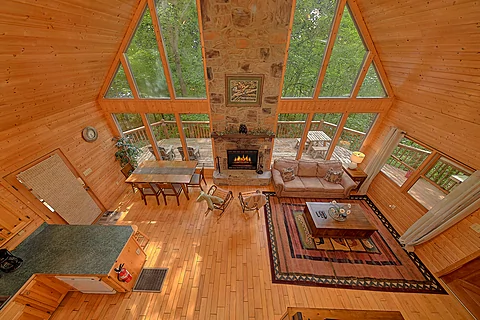 Wears Valley Cabin with Fireplace and Hot Tub - Southern Charm