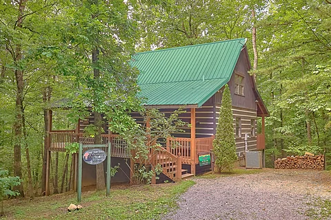 1 Bedroom Smoky Mountain Cabin - Southern Charm