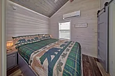 1 Bedroom Tiny Home with King Bed