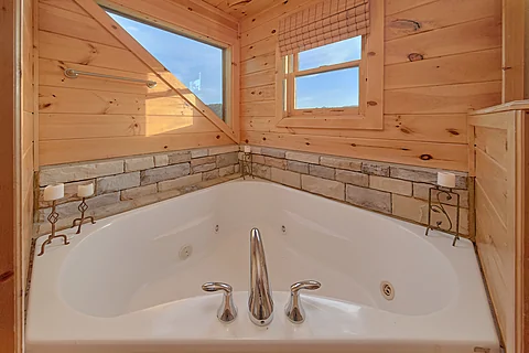 Master Bathroom with Jacuzzi Tub - Timberwolf