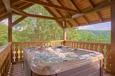 3 Bedroom Cabin in Wears Valley with Hot Tub