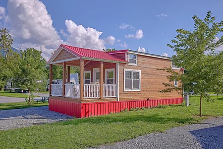 Kayla's Hideaway: 1 Bedroom Sevierville Cabin Rental